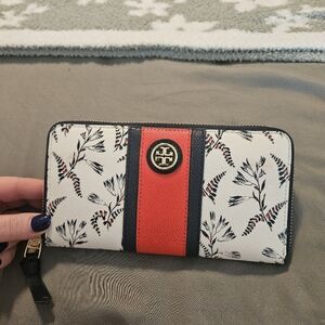 Tory Burch Wallet